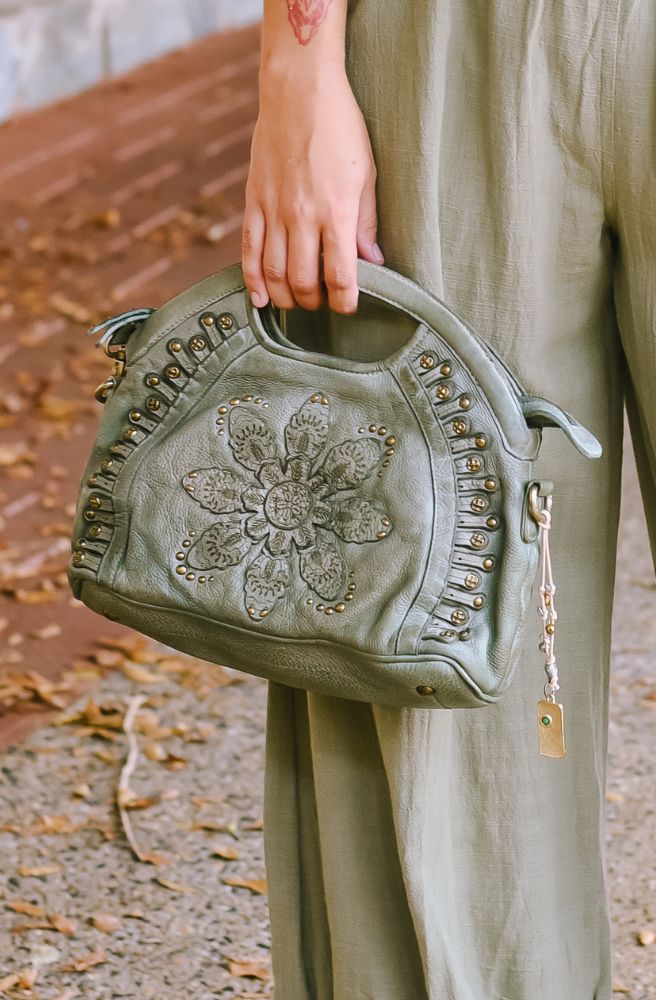 Cora Clutch Crossbody Pistachio