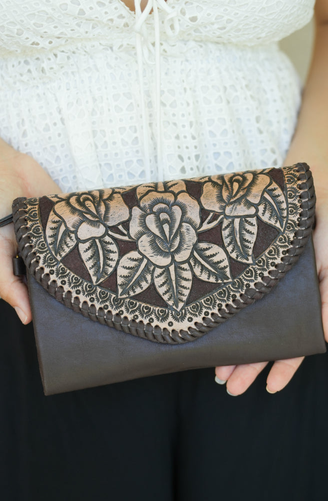 The Floral Etched Nomad Bag