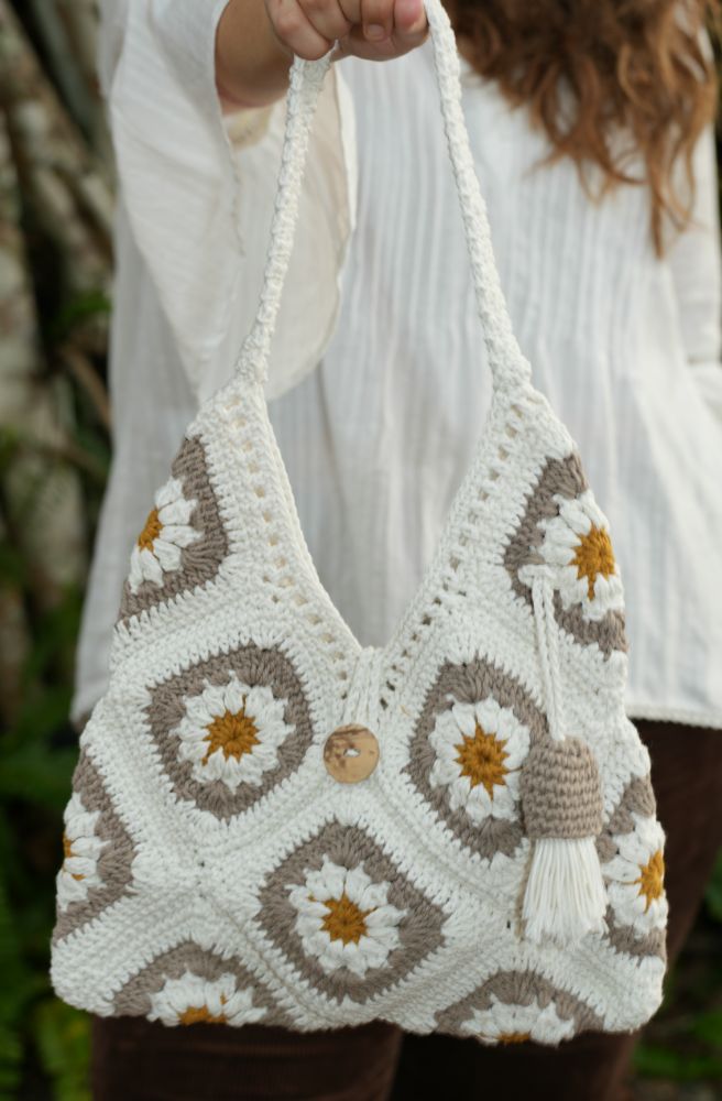 Daisy Bag, Crochet Squares Button Clasp