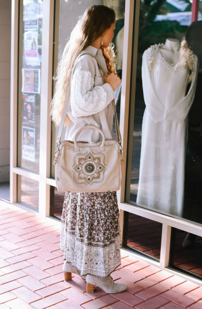 Jenna Laptop Bag Taupe, Boho Leather Style