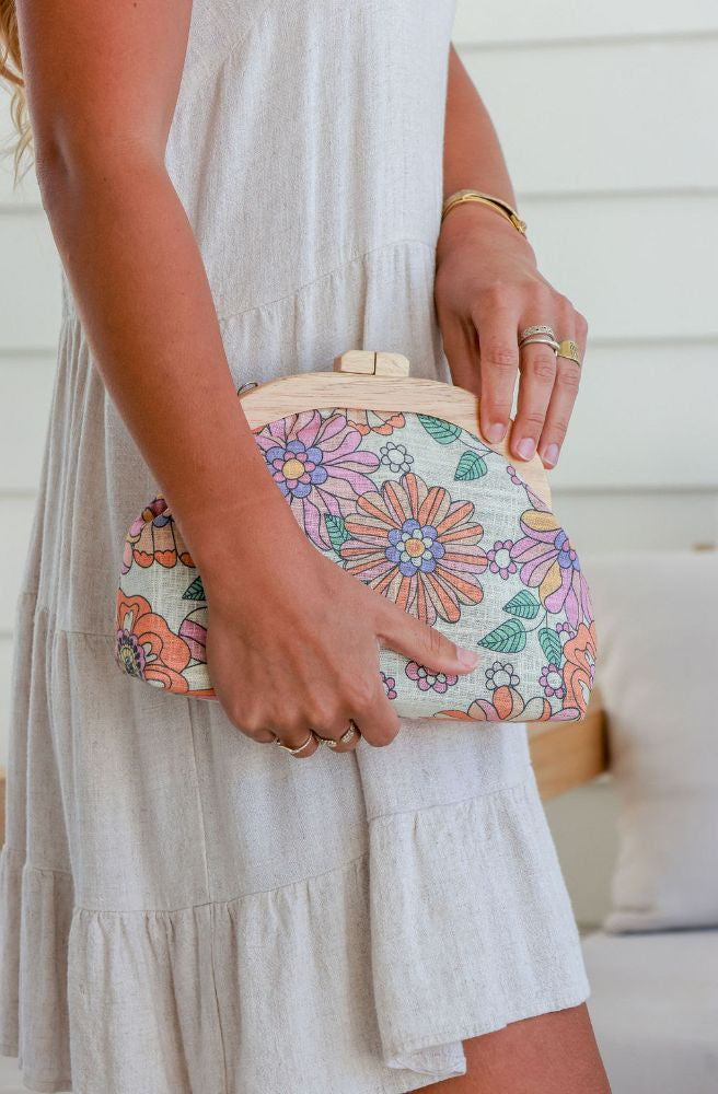 1970s Floral Clutch, Vintage Boho Chic